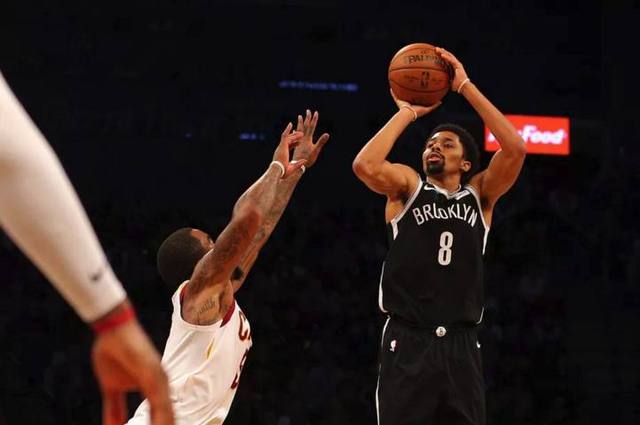 维维亚诺：孔蒂总是在抱怨，从来没有什么能让他满意